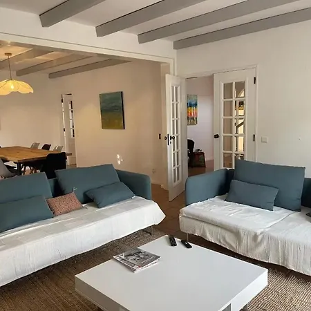 Seaview With Private Pool In